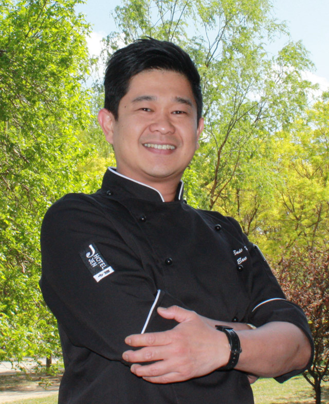 酒店行政总厨Chef Eric.jpg