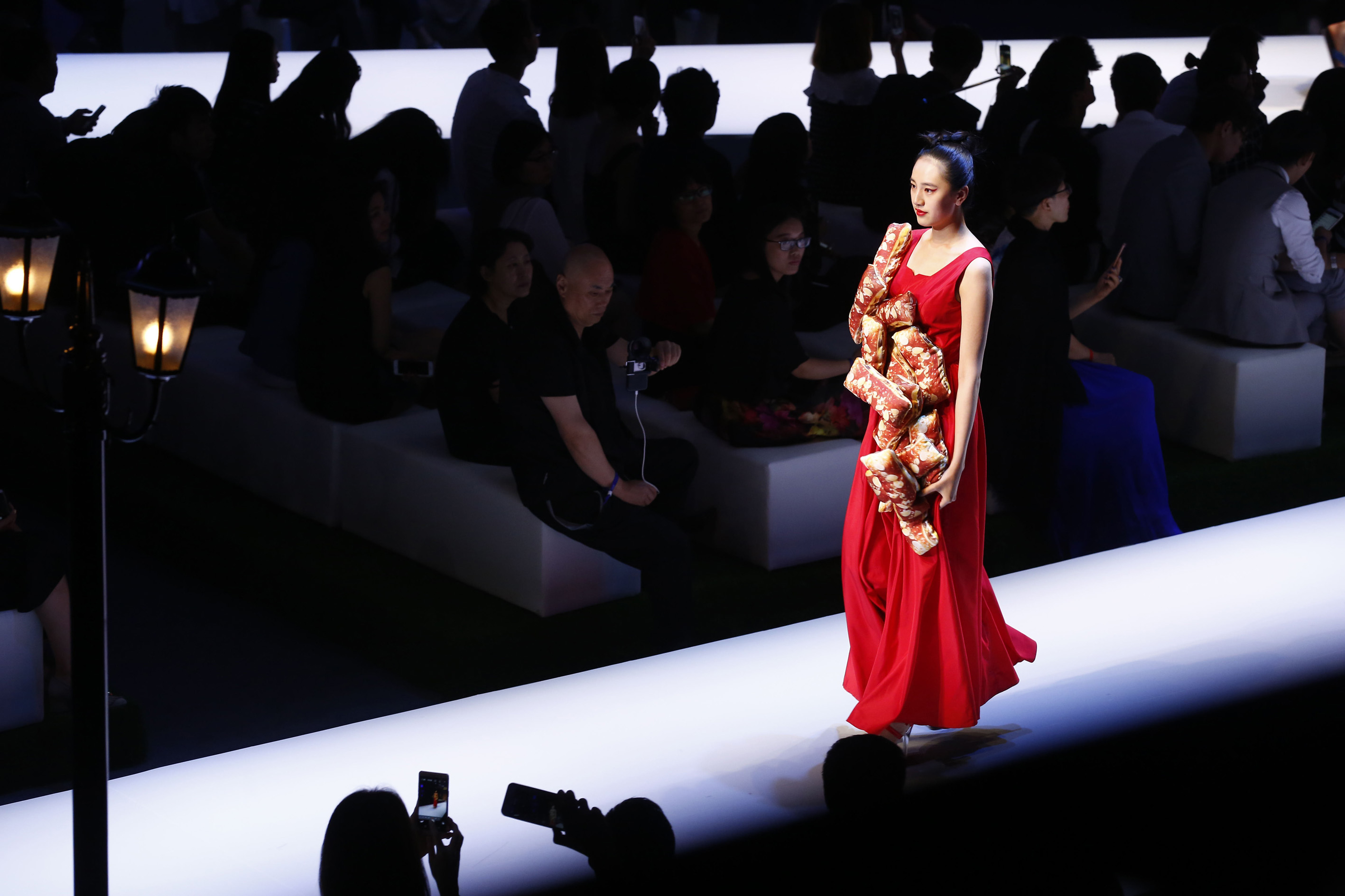 APP面包时装秀 (1).jpg