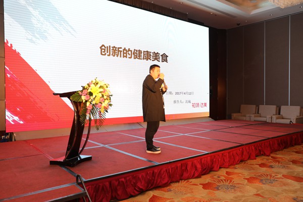沈巍111.jpg