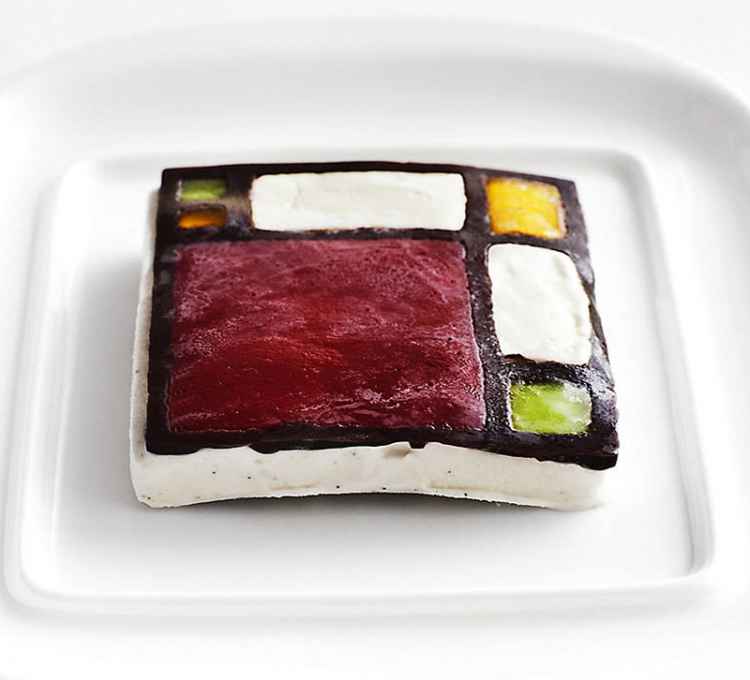 14Mondrian Dessert at Moments.jpg