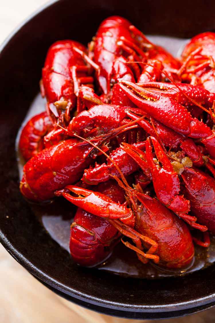 00酱烧小龙虾.jpg