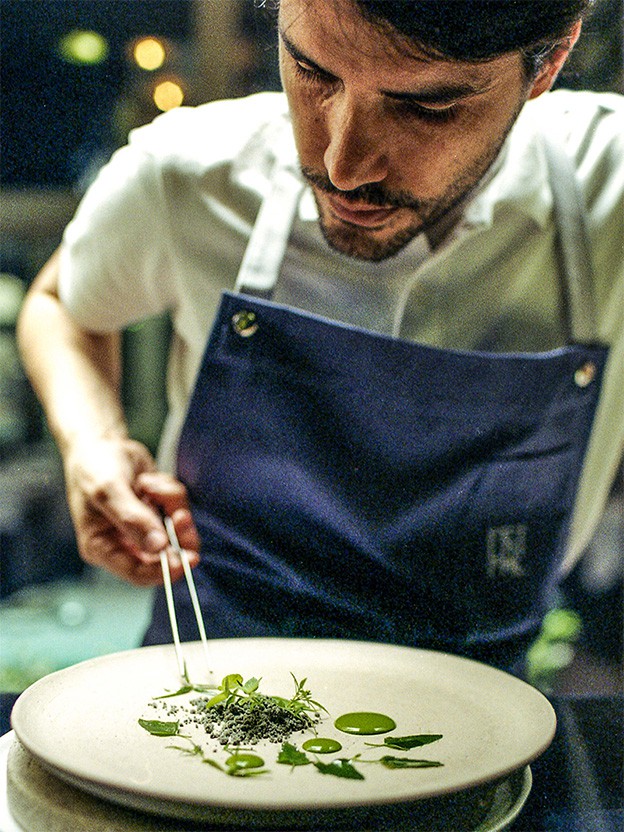 Virgilio Martinez副本.jpg