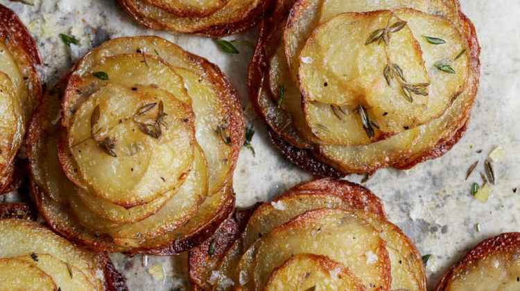 mini-herbed-pommes-anna.jpg