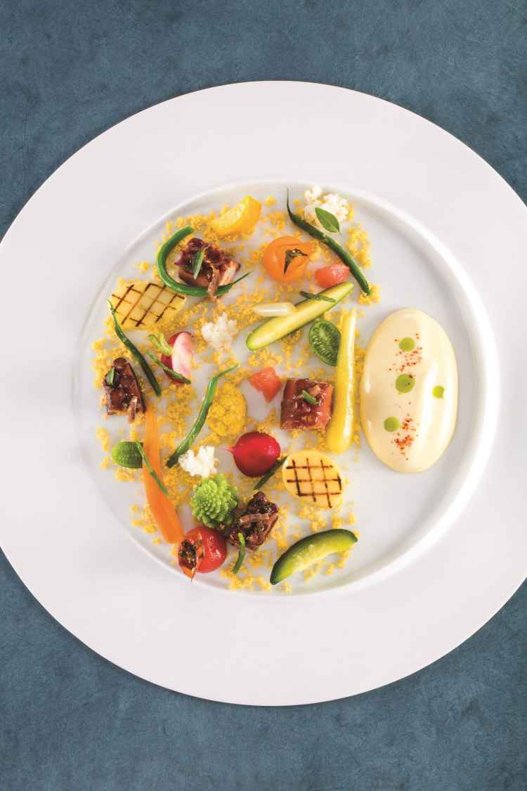 Visuel-Final-Aïoli-Moderne-Best-Of-du-Chef-Christophe-Bacquié-©Matthieu-Cellard.jpg