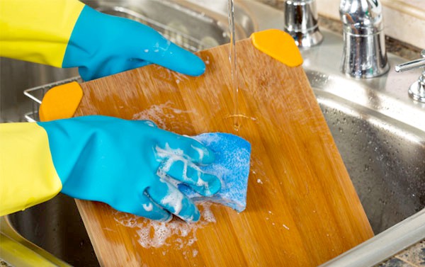 00washingcuttingboards.jpg