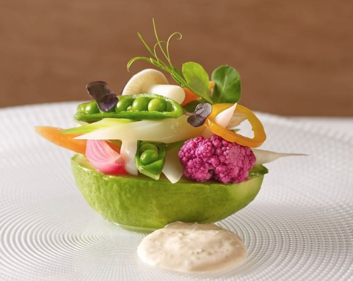 餐厅中的菜品.png