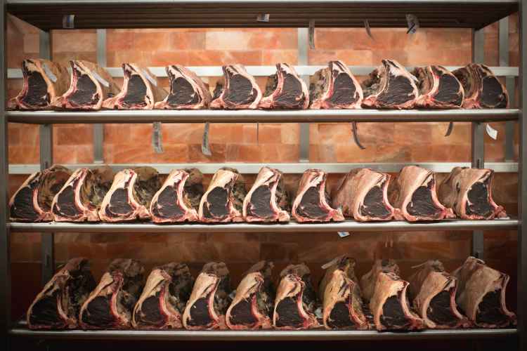 hannanmeats012.jpg