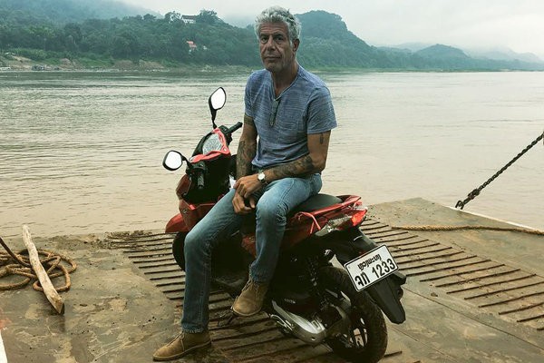jet-set-anthony-bourdain-travel-03.jpg
