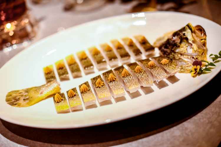 冻黄鱼饭拼豆豉黄鱼.jpeg