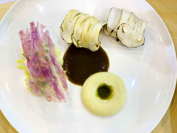 牛房 Beefun0西餐主菜：丹麦皇冠猪肉.jpg