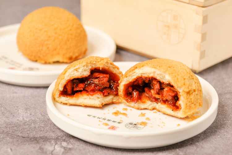 酥皮山楂叉烧包.JPG
