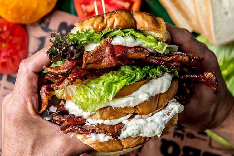 20170702_smoked-blt-club_re_he_m.jpg