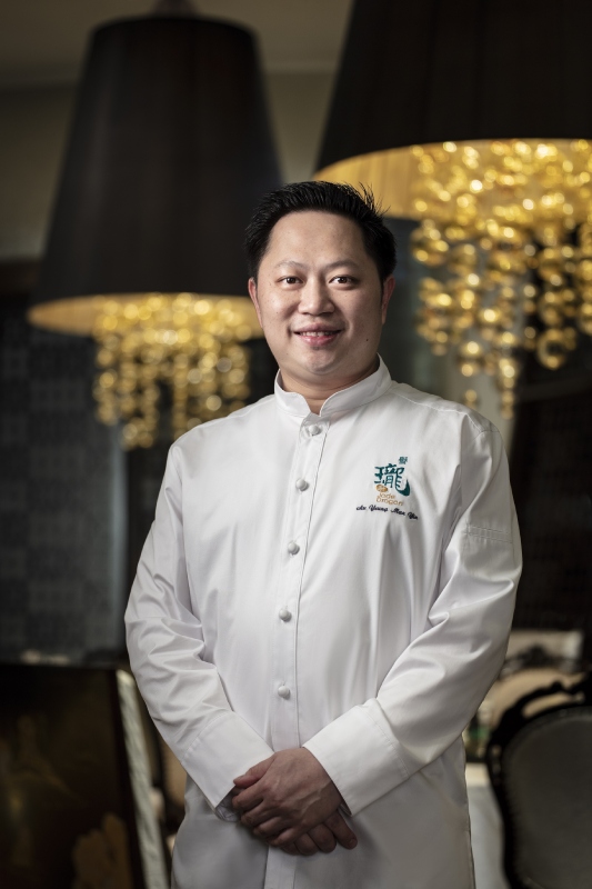 Jade Dragon_Executive Chef Au Yeung Man Yin_736193 - Copy.jpg