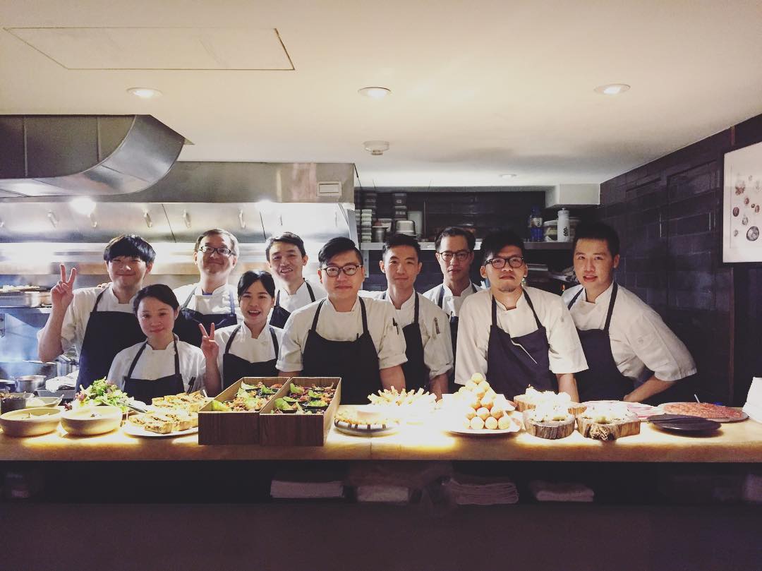 1594029547117339.jpg 团队.jpg