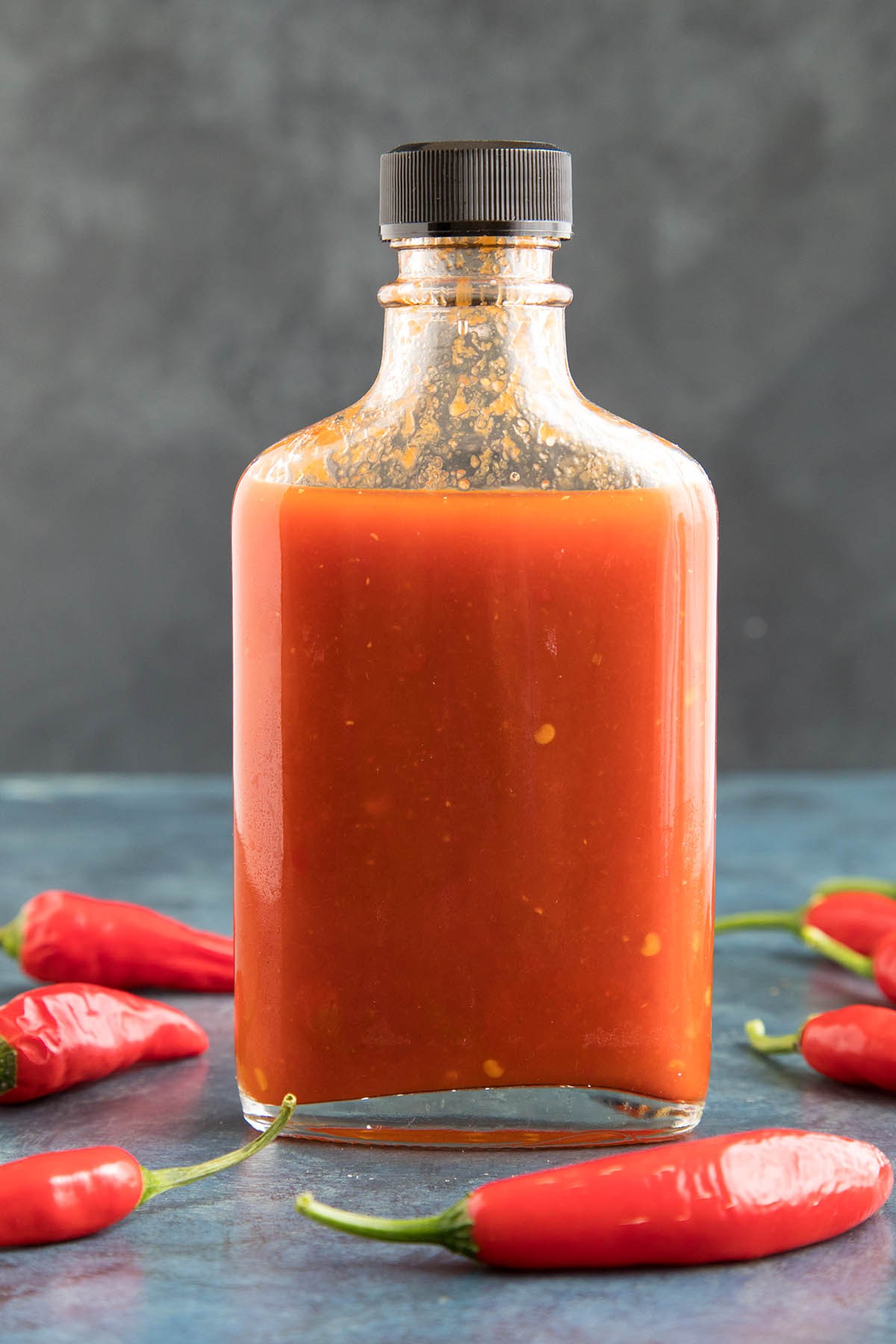 Sriracha-Hot-Sauce chilipeppermadness.jpg