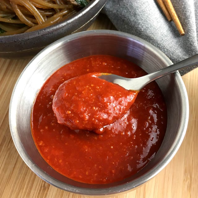 korean-chili-sauce-640x640.jpg