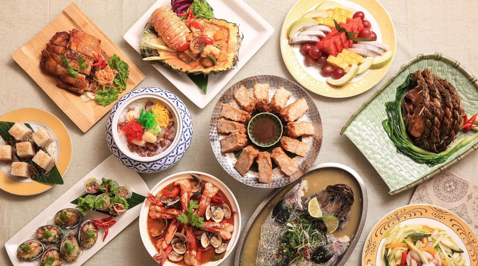 丰盛的年夜餐桌.jpg