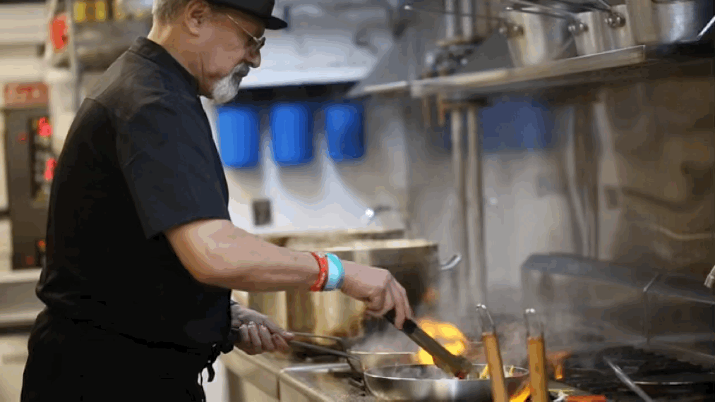 61b238835829b.GIF