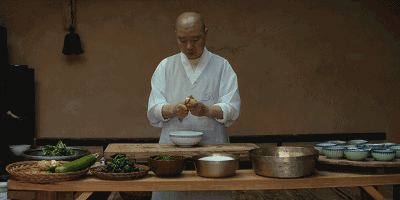6233f93c7c618.gif