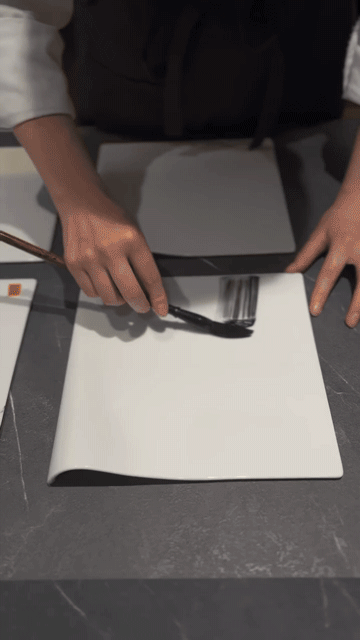 6a325bcd95cce.gif